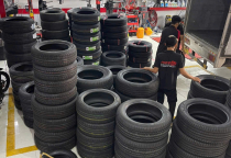 Vá vỏ FRIENDS N&T hướng dẫn cách tự thay lốp ô tô dọc đường