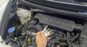 Thay Bugi Ô Tô – Tại Sao Cần Thiết Và Khi Nào Nên Làm?